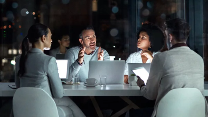 cylance-ai-ia2-02-people-collaborating